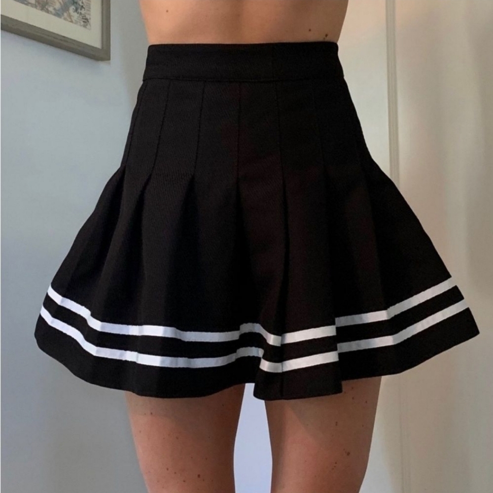 H&M Black School Girl Skirt Pleated - Cheer Skirt